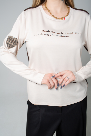 Джемпер трикотажный с вышивкой (беж)