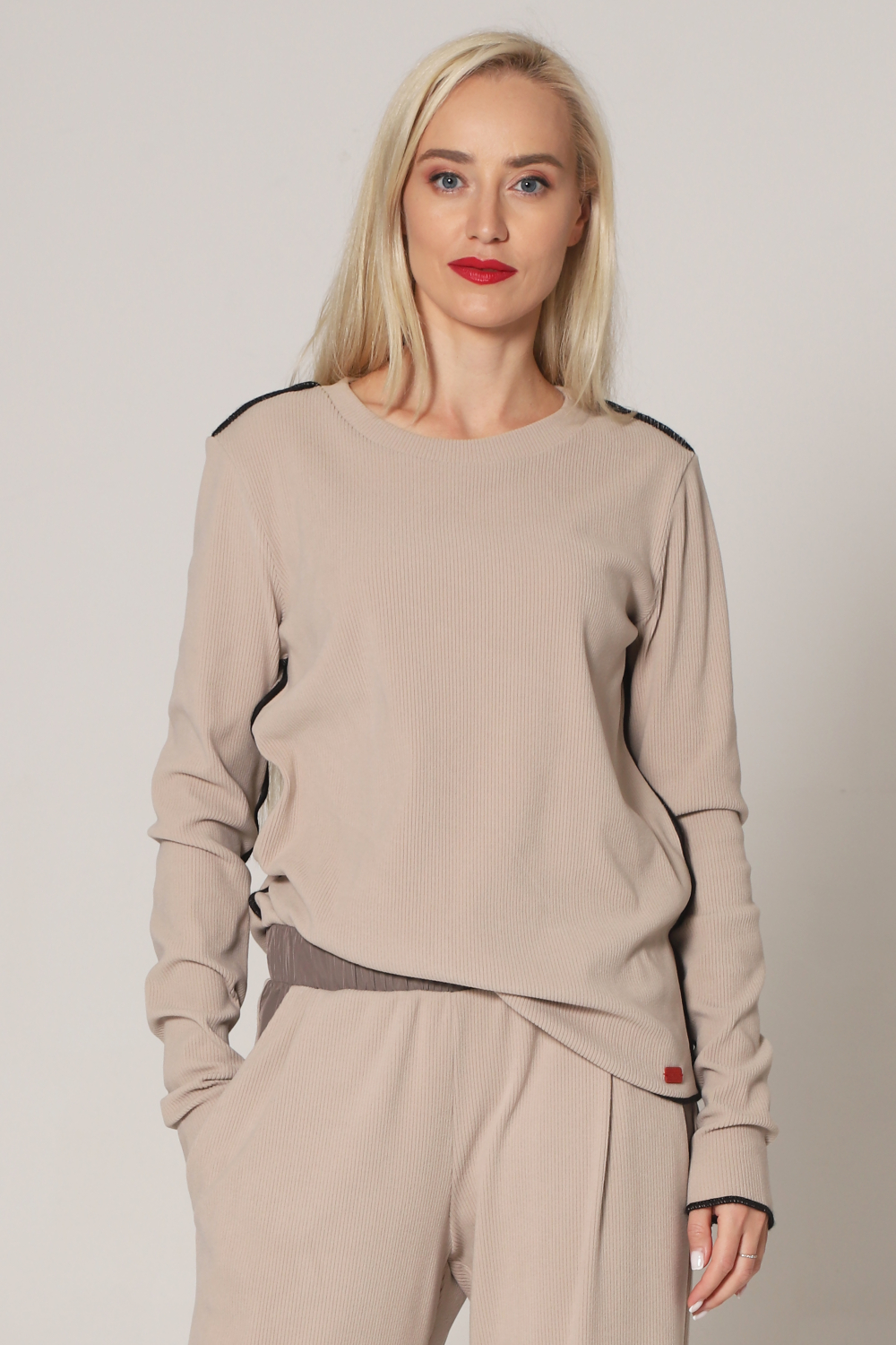 Джемпер женский Ласка беж