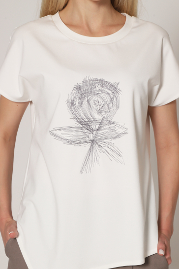 Джемпер женский с вышивкой Роза весна белый