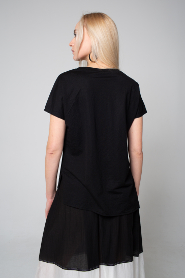 Джемпер женский с вышивкой Цветок весна чёрный