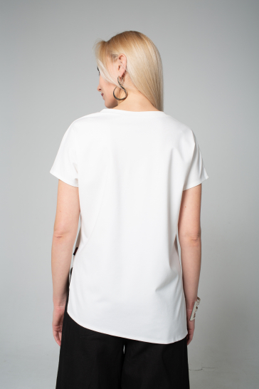 Джемпер женский с вышивкой Цветок весна белый