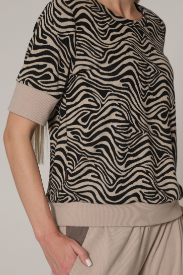 Джемпер женский Экзотика беж, чёрный