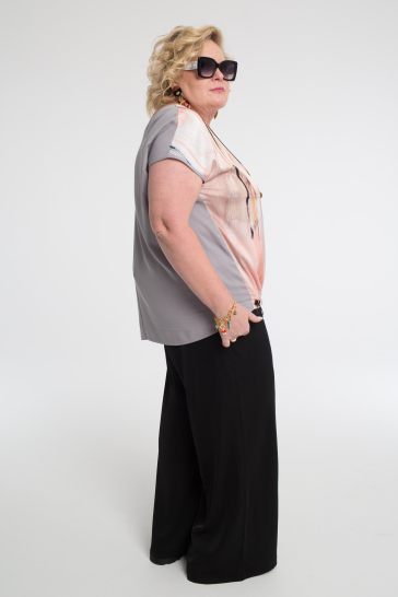 Блуза Живопись пудра