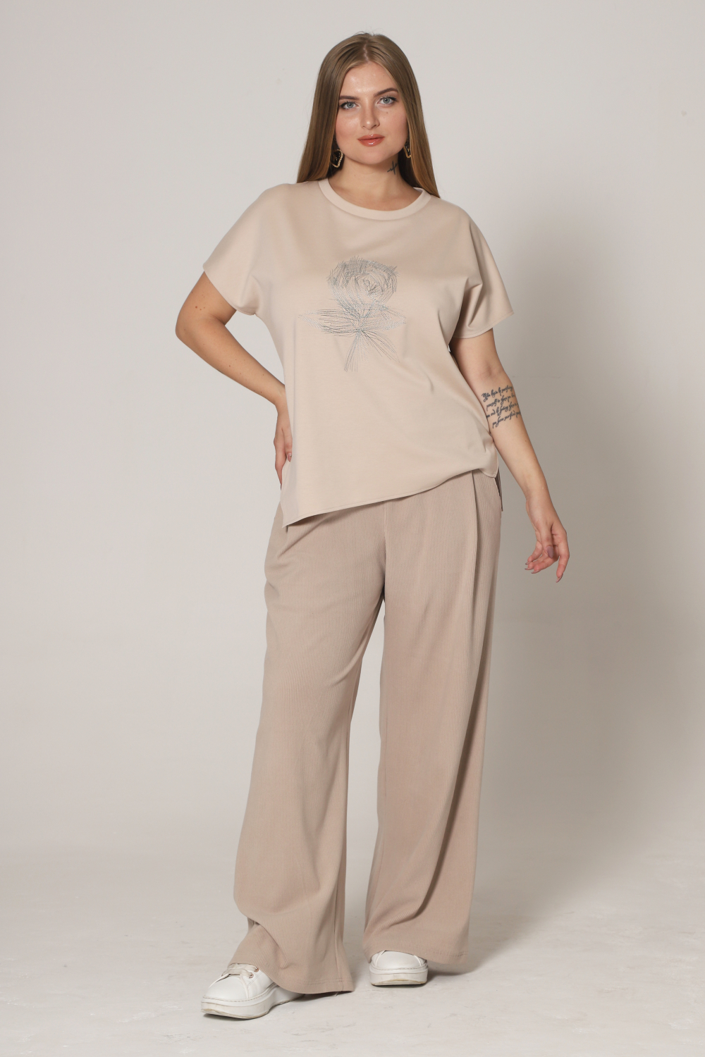 Джемпер женский с вышивкой Роза весна беж