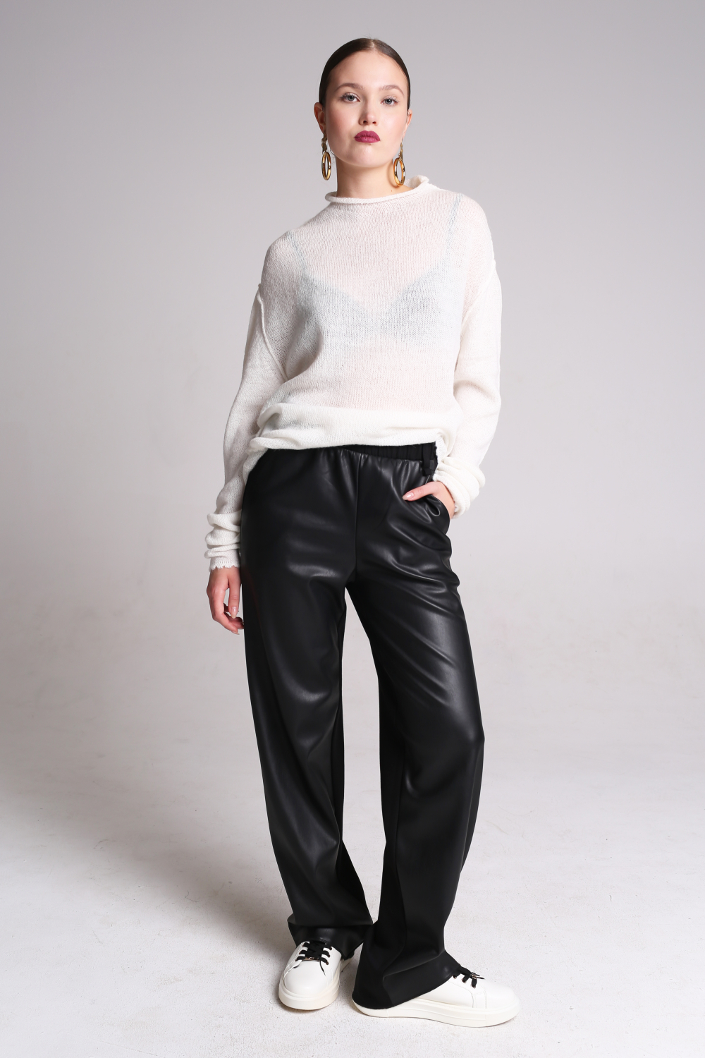 Брюки женские трикотажные эко-кожа чёрный