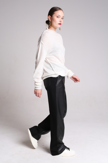 Брюки женские трикотажные эко-кожа чёрный