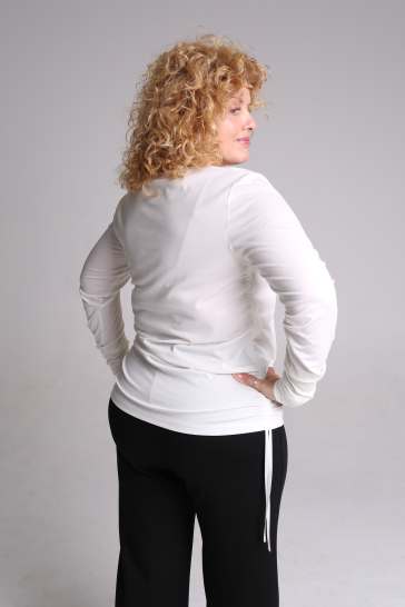 Джемпер женский на кулиске белый