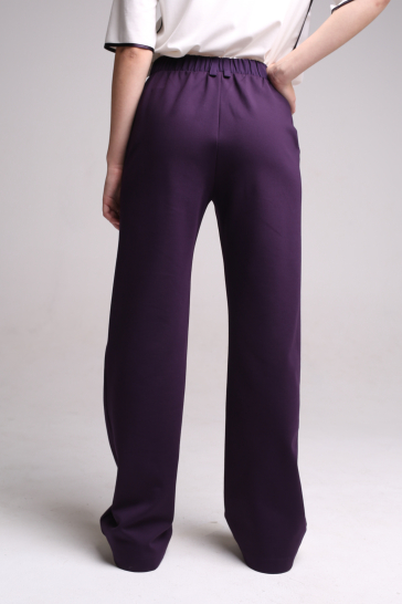 Брюки женские трикотажные со стрелками фиолетовый
