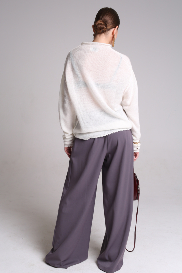 Джемпер женский нежный цельновязанный белый