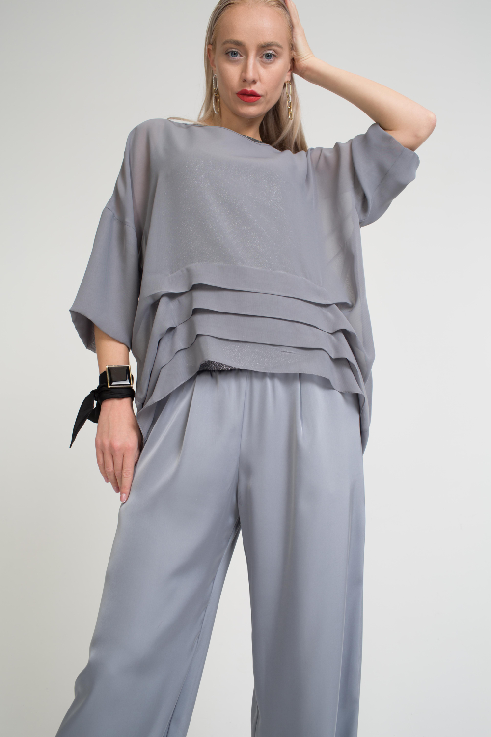 Блуза женская Бабочка серый