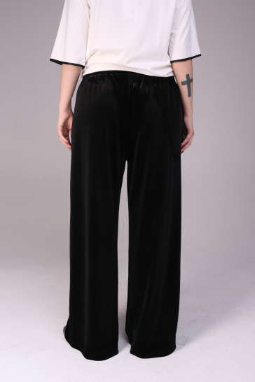 Брюки женские бархатные чёрные