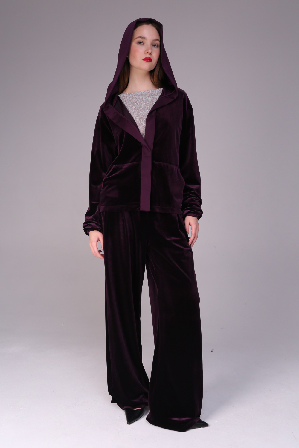 Жакет женский бархатный с капюшоном фиолетовый
