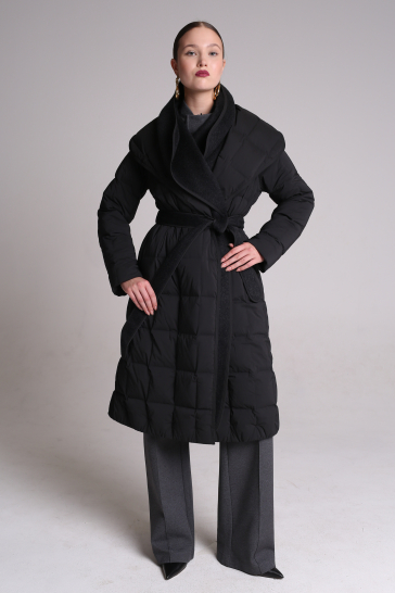 Куртка женская удлинённая пуховая чёрная