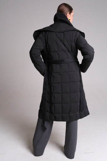 Куртка женская удлинённая пуховая чёрная
