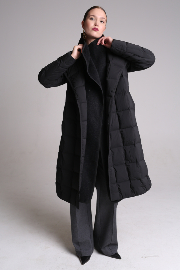 Куртка женская удлинённая пуховая чёрная