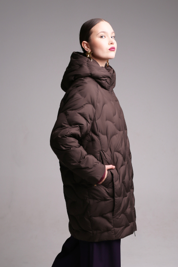 Куртка женская удлинённая пуховая т. коричневая