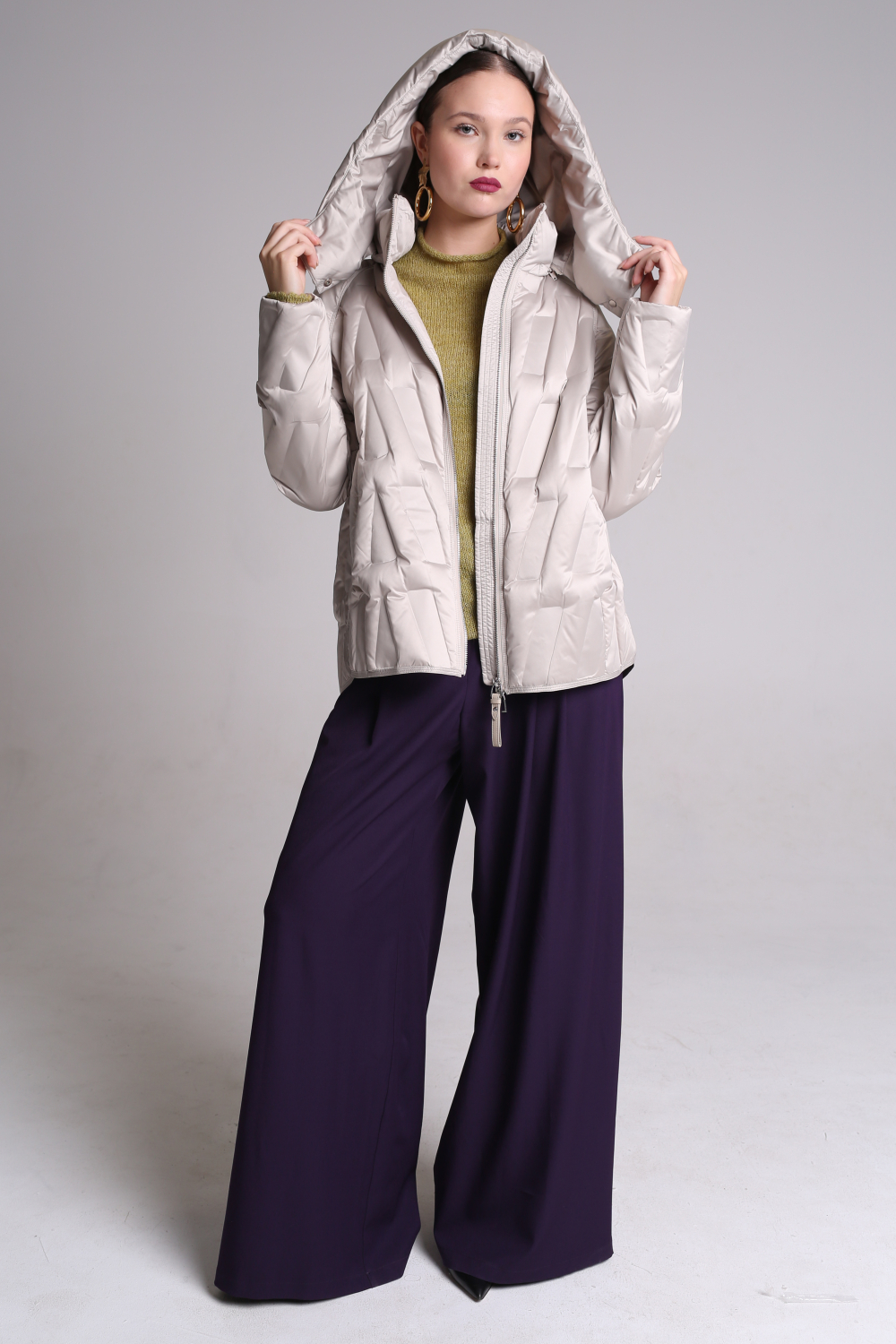 Куртка женская пуховая бежевая