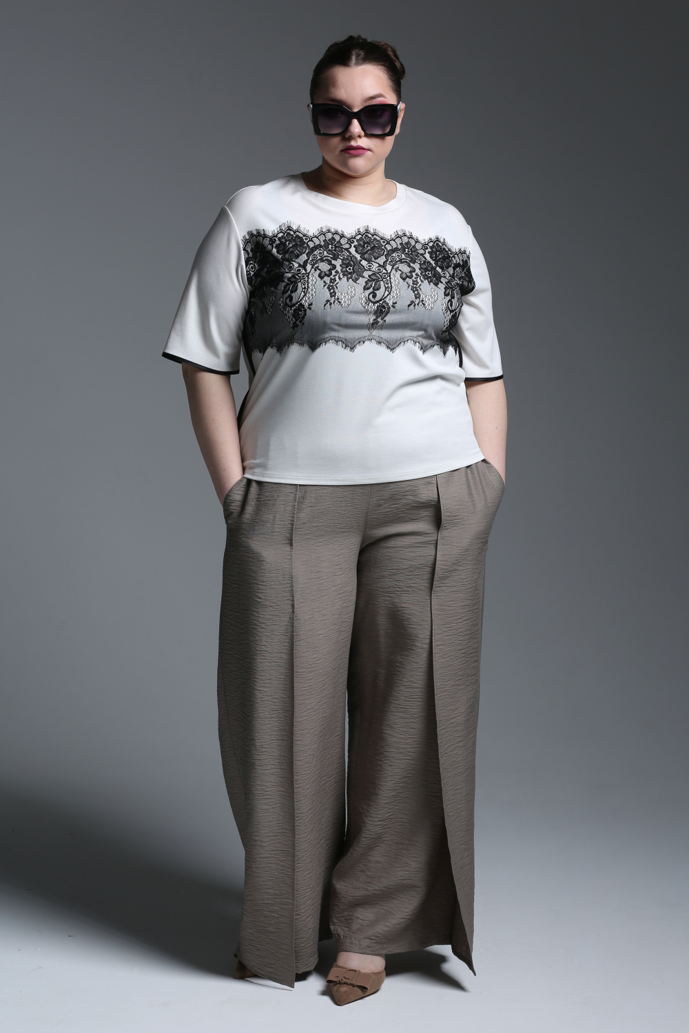 Джемпер с коротким рукавом с кружевом белый