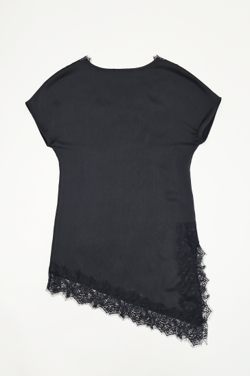 Блуза-туника с кружевом чёрный