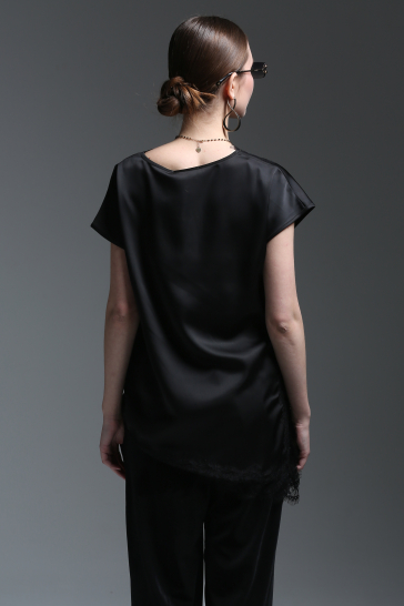 Блуза-туника с кружевом чёрный