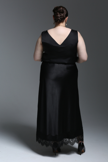 Юбка женская По косой шёлк чёрный